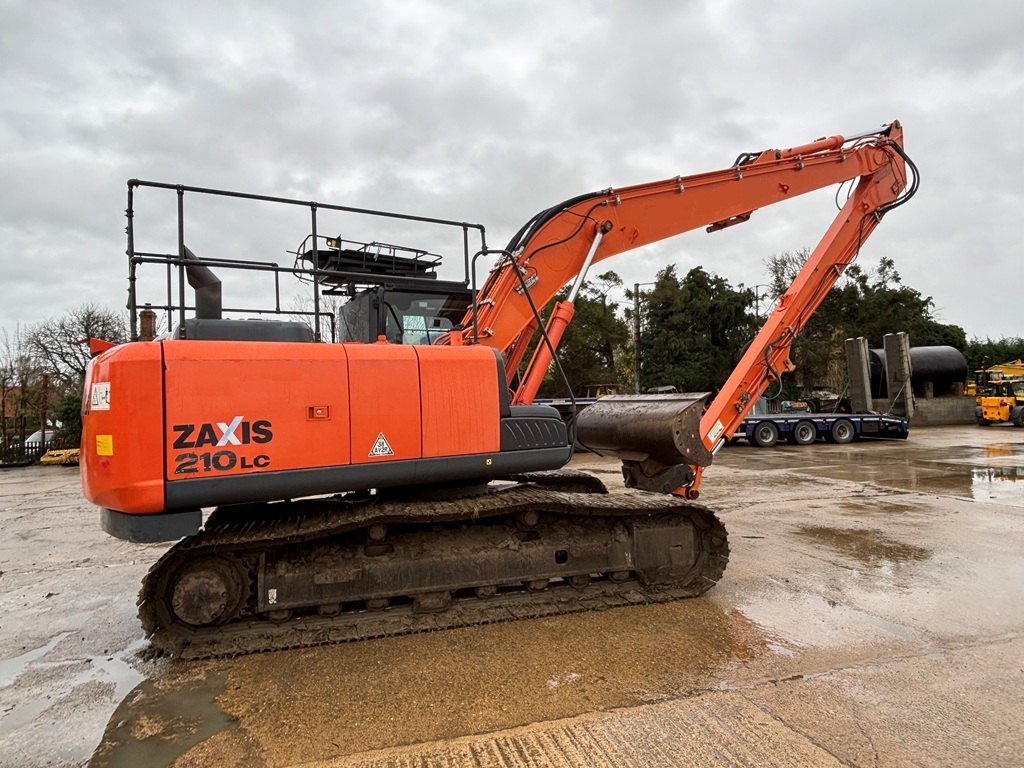 HITACHI ZX210 LONG REACH | Nelson Green